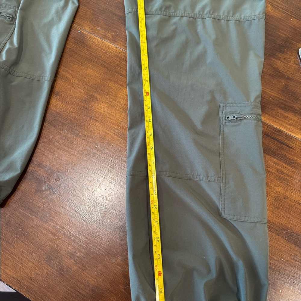 Stance Women’s Cargo Utility Pants Army Green Size S Gorpcore Minimalist Baggy - Picture 11 of 12